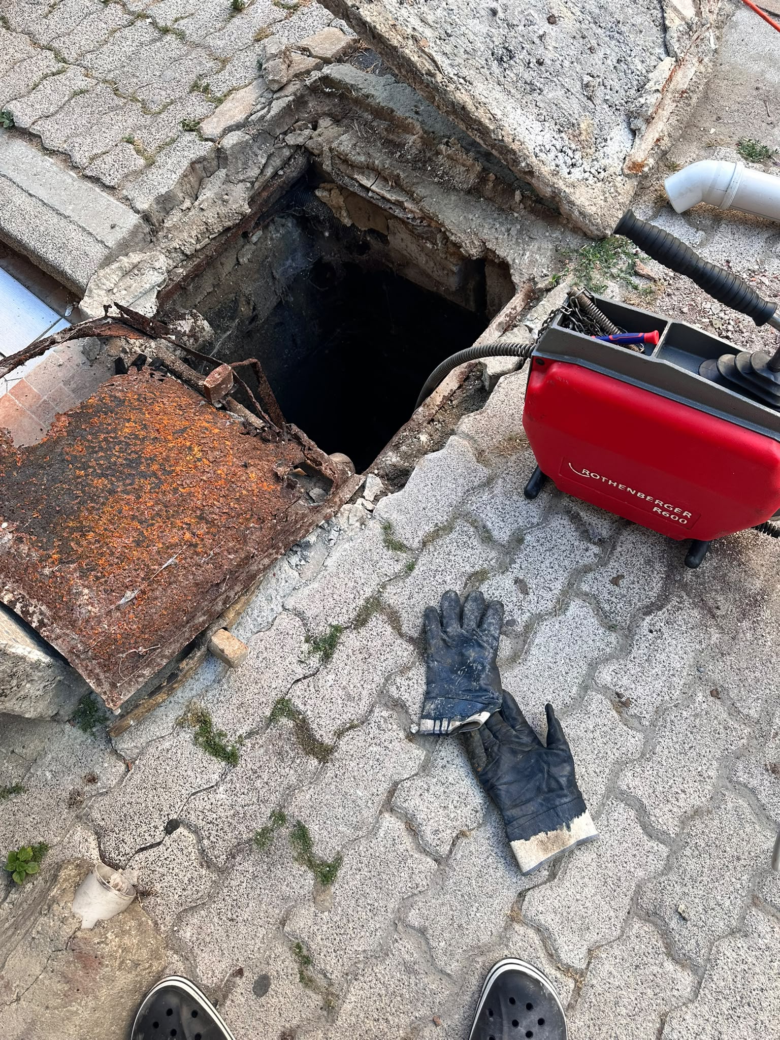 Klozet Açma Servisi Su Tesisatı — profesyonel tesisat hizmeti görseli 1